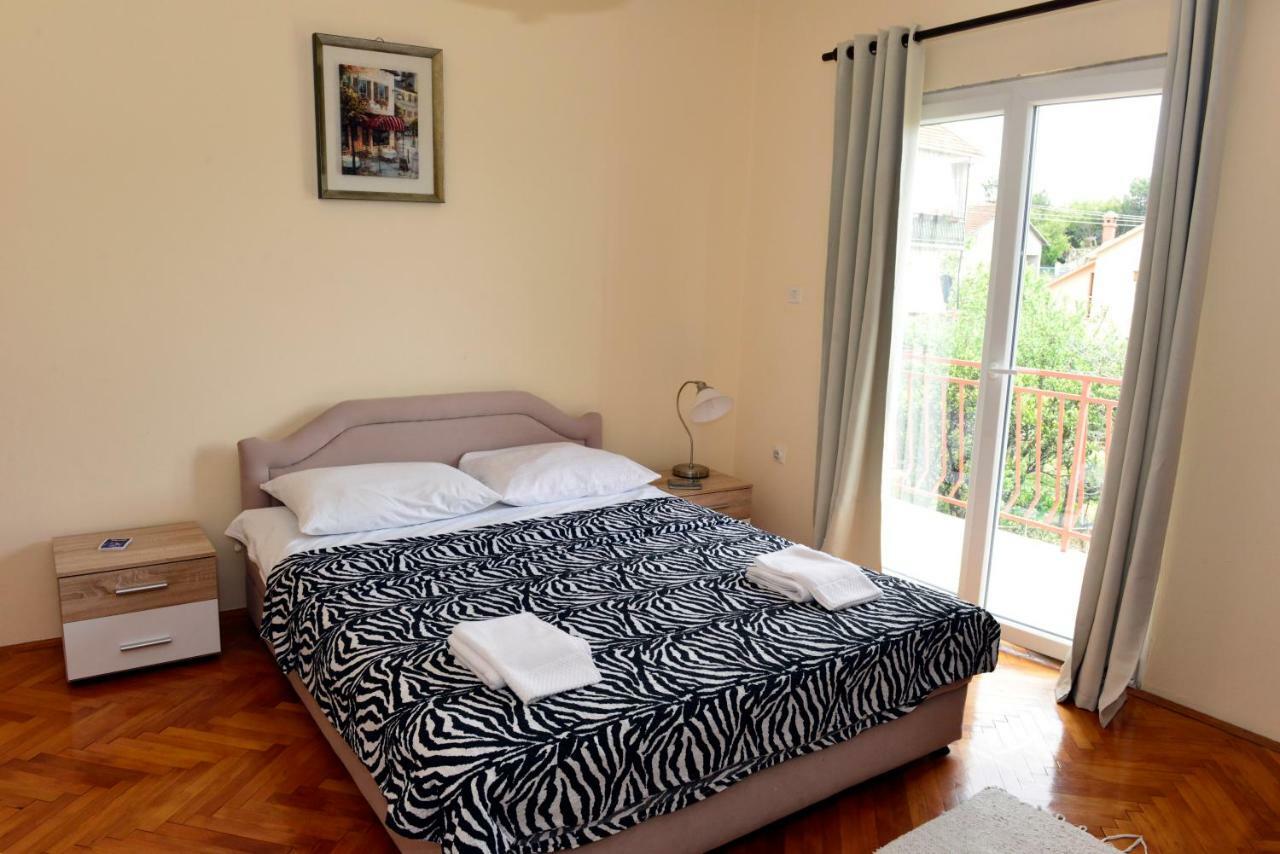 Sobe Tivat Otel Dış mekan fotoğraf